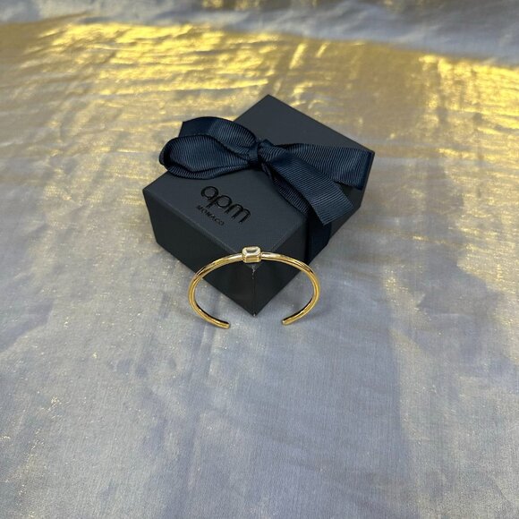 APM Monaco Eclat Gold Square Bangle - Picture 4 of 5